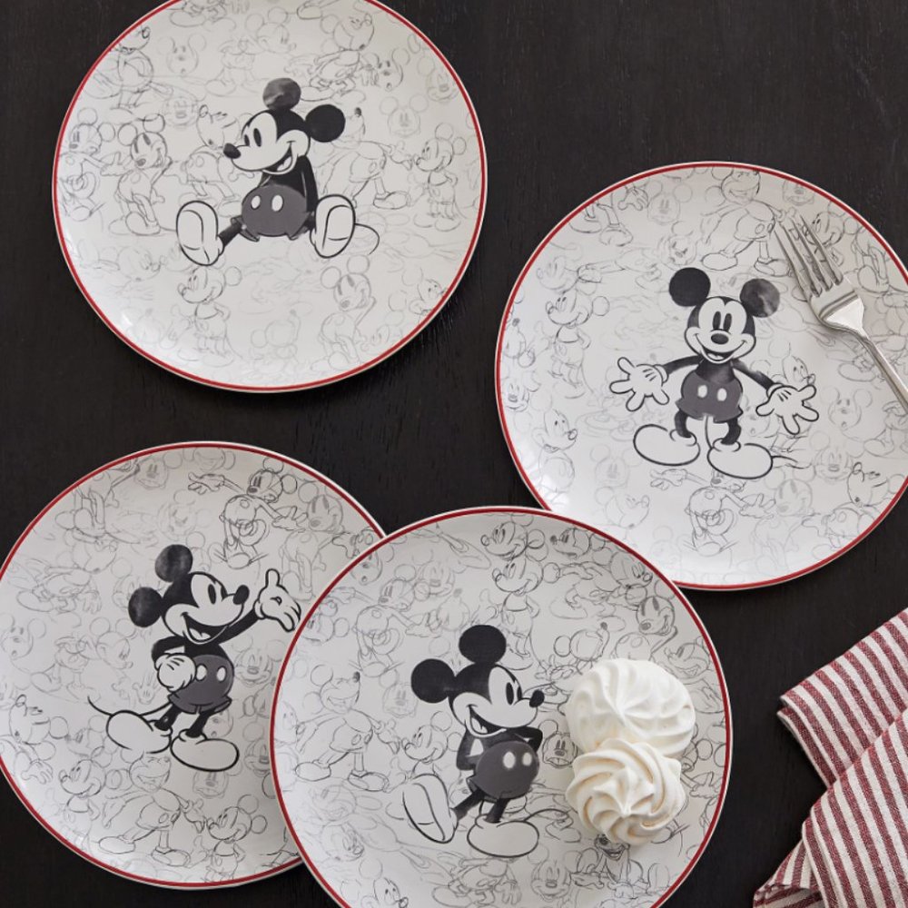 Pottery Barn Disney Mickey Mouse Stoneware Salad Plates Set of 4
